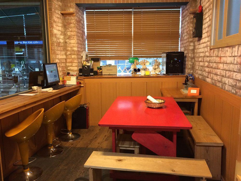 Backpackers In Jeju City Center Εξωτερικό φωτογραφία