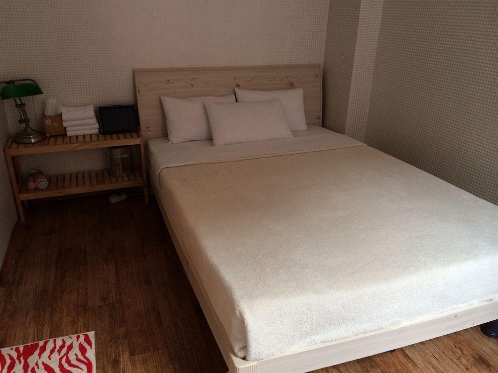 Backpackers In Jeju City Center Εξωτερικό φωτογραφία