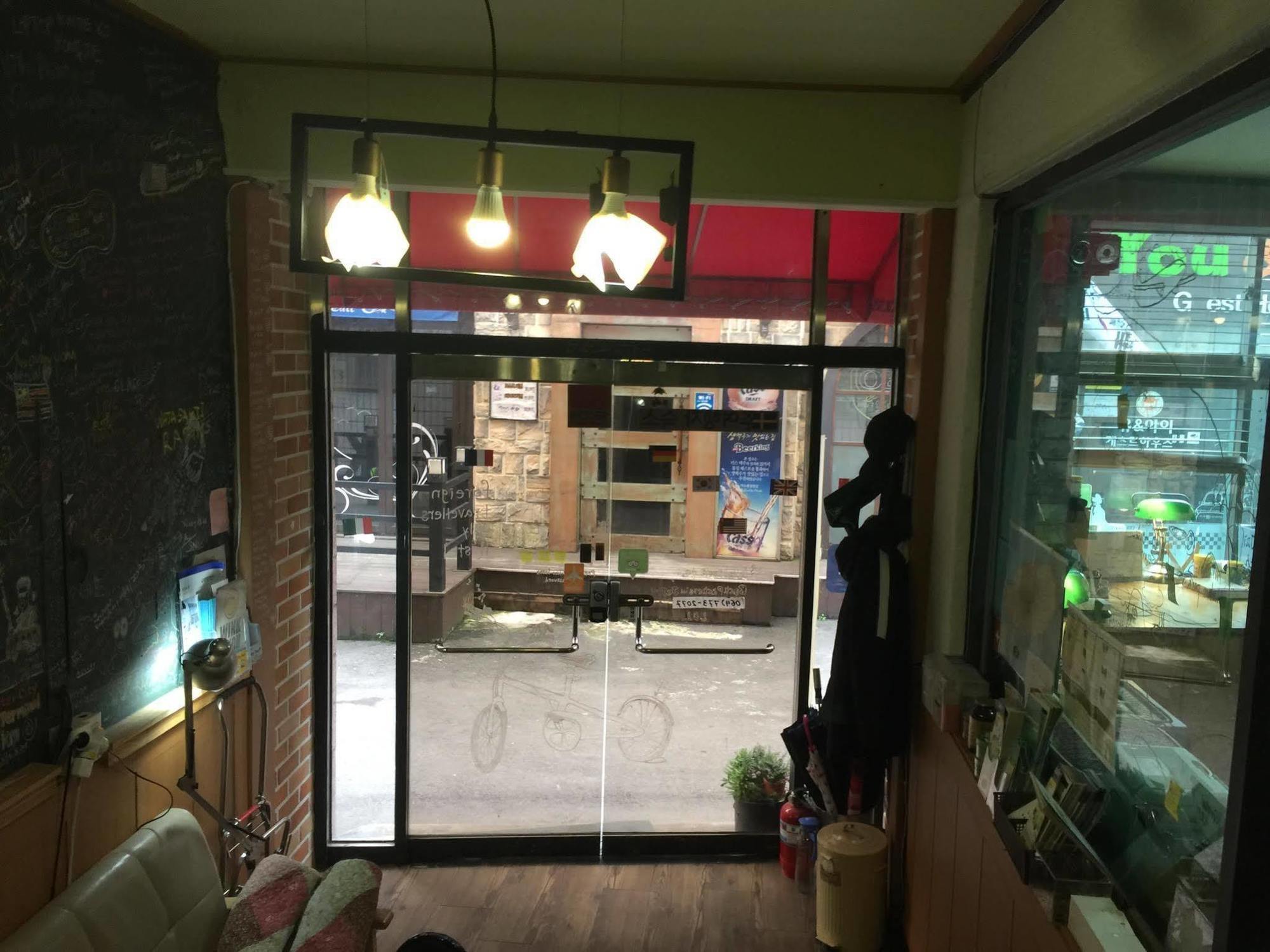Backpackers In Jeju City Center Εξωτερικό φωτογραφία