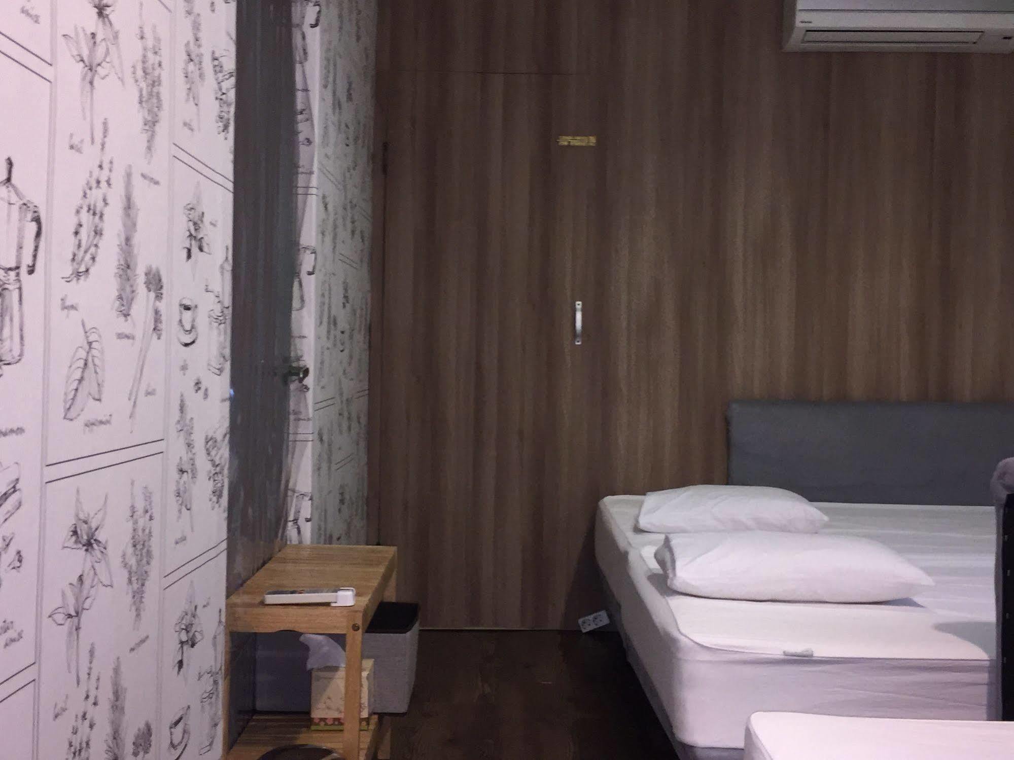 Backpackers In Jeju City Center Εξωτερικό φωτογραφία